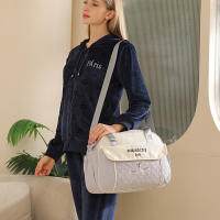 Bolso De Diaper Multifuncional Y De Moda Para Mamá Con Hombro Solo Gran Capacidad Bolsa De Mano Cruzada Bordada a Mano - details 2