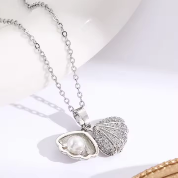 Collar De Lujo Pequeño Para Mujer Con Colgante De Concha Y Zirconia Micro En Cobre Accesorios Minimalistas De Moda - 1