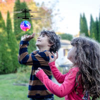 Juguete LED Colgante De Cristal Con Inducción Infrarroja Control Por Gestos RC Regalo Único Para Niños JM888 Luz Colorida - details 10