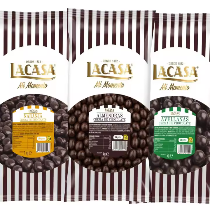Lacasa Pack 3kg de bolas: Almendra con chocolate Negro,Avellana con chocolate Negro, de naranja con chocolate Negro - 1