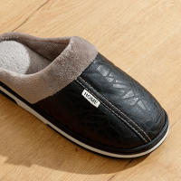 Zapatillas De Casa Para Hombre Talla Grande Invierno PU Cuero Impermeable Memoria Espuma Algodón Fuzzy Zapatos Para Dormitorio - details 5
