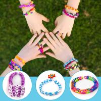 Kit de Gomitas Pulseras Gomas, DIY Gomas para Hacer Pulseras, Comitas Elásticas Plásticas Cuantas para Collares de Colores Goma con Telar de Juguete para Niños de Anillos y Collares de Bricolaje Manualidad - details 6