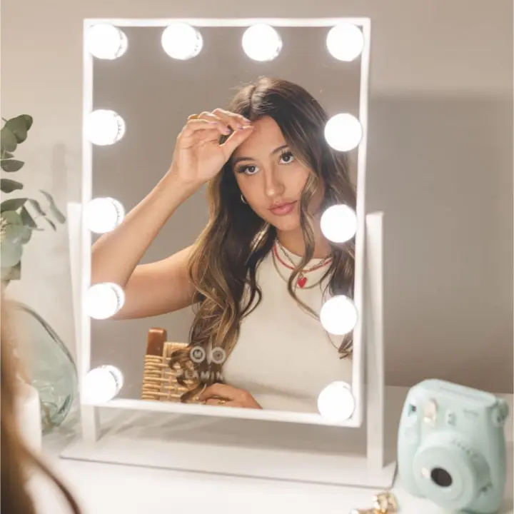 Espejo de Maquillaje con Iluminación LED: Tocador con 15 Bombillas, 3 Modos de Luz, Control Táctil, USB Recargable  Espejo de Maquillaje con Aumento y Luz para Maquillaje (ESP001 3990 6990 D7) - 1