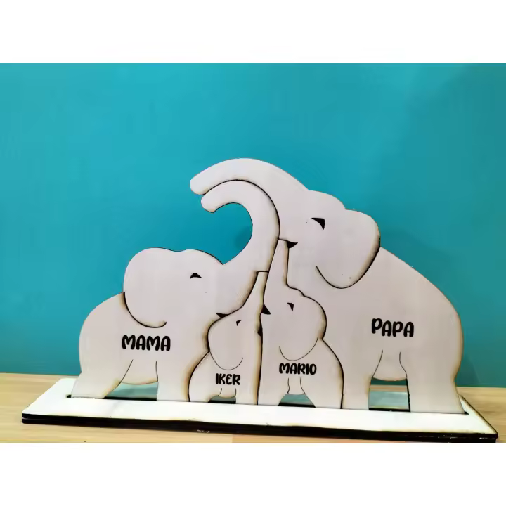FAMILIA DE ELEFANTES CON LOS NOMBRES COMO REGLO DECORATIVO PARA HOGAR - 1