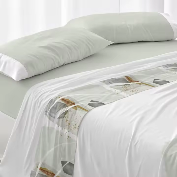 Juego Sábanas Diseño 138. BURRITO BLANCO. Incluye sábana encimera, bajera y 1/2 fundas de almohadas. Texturas y formas ovaladas.Disponible en color  Salvia y arena. 50% Algodón - 50% Poliéster. Tamaños 90, 105, 150-160, 180 y 200cm - 1