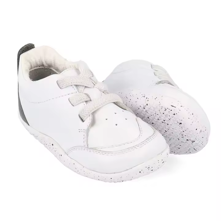 Deportivas blancas gris de Bobux - 1
