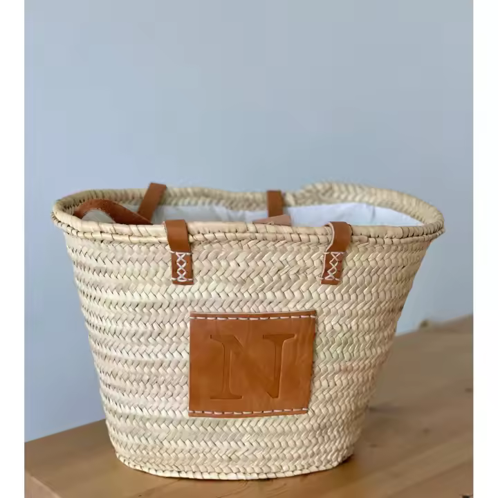 Capazo playa de Palma con inicial personalizada interior forrado y cierre con asas largas de cuero - 1