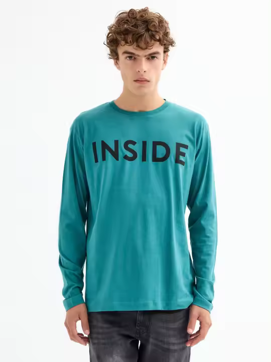 Camiseta regular de manga larga y cuello redondo con estampado de texto de la marca INSIDE - 1