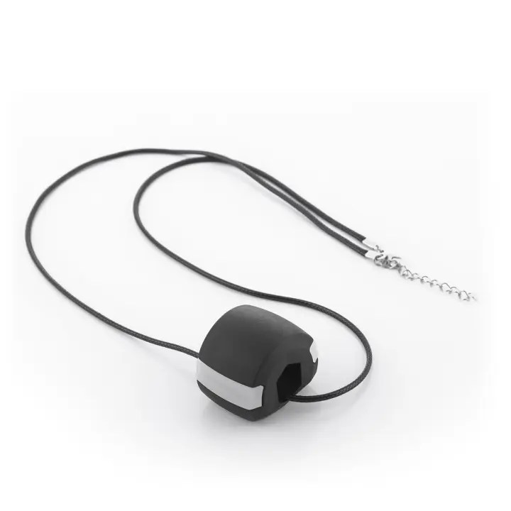 InnovaGoods - Ejercitador de Mandíbula Jaggler, Fortalece Músculos Faciales, Tonifica Mandíbula, Uso Sencillo, Silicona Antideslizante, Negro, Pequeño - 1