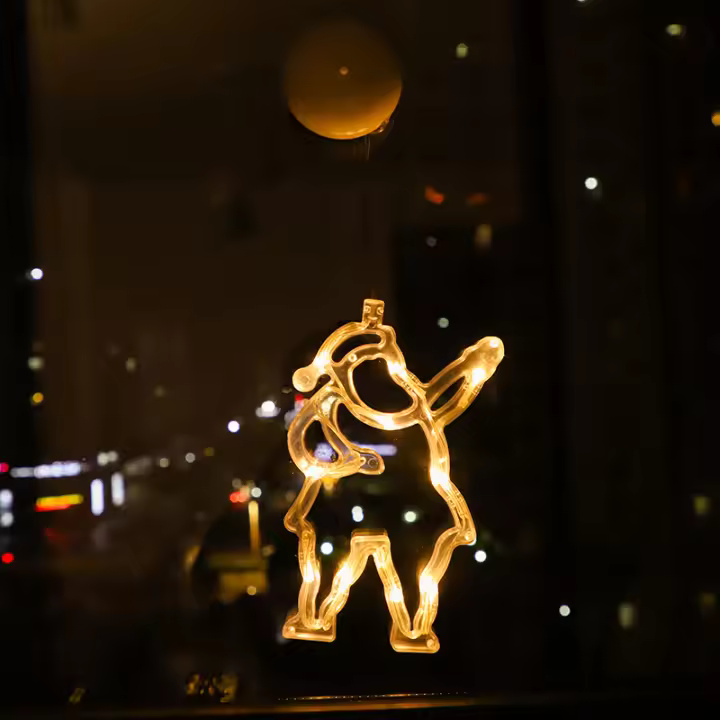 Lámpara Colgante De Navidad LED Con Luces De Navidad En Forma De Campana Hombre De Nieve Estrella Decoración Para Ventanas Y Hogar Piloto Incluido - 1