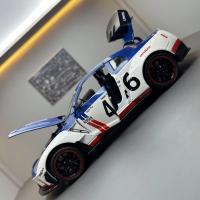 Coche De Deportes Nissan GT-R a Escala 1:22 Con Sonido Y Luz Modelo Metálico De Alta Simulación Para Coleccionistas Y Regalos Para Niños - details 15