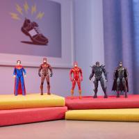 SPIN MASTER - SuperGirl -  Muñecos y Figuras de acción  -  Multicolor -  Idea de Regalo - Mercancia Oficial -  Edad recomendada mayores de  3 años  - details 1
