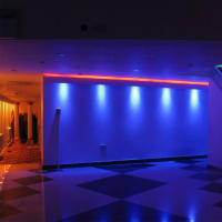Lámparas De Techo LED RGB Ajustables Y Dimmables Con Inclinación Fijas Y 16 Colores Cambiantes Control Remoto Fijación Requedada - details 5
