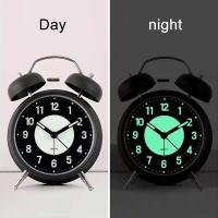 Reloj despertador analógico sin tacómetro, Movimiento de cuarzo, Pequeño Reloj con manecillas que brilan EN LA Oscuridad, vintage Bonita decoración, adecuado para el dormitorio, La Oficina y los viajes. - details 1