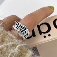 Anillo de VIVIENNE WESTWOOD with Lasso para cinturón, Anillo with Letra personalizada, gift - details 4