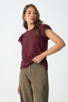 Camiseta graciosa en burdeos. La Camiseta Graciosa Granate de Tiffosi es una prenda que combina elegancia y frescura - details 1