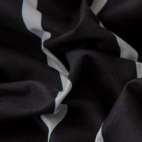 Cubierta De Edredón Microfibra 150x200cm Cubierta De Edredón Individual Con Estampado De Corazón Y Rayas Cuadradas Para Uso Doméstico Y Hotelero - details 3