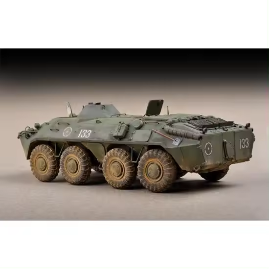 TROMPETER 07137 BTR-70 RUSO APC PRÓXICO VERSIÓN 1/72 - 1
