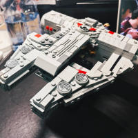 Bloques De Construcción Millennium Falcon Space Wars: Nueva Esperanza Modelo Estelar Buildable Aniversario 25º Para Decoración Del Hogar 921 Piezas - details 3