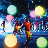 Bola LED Luminosa Para Jardín Y Piscina 16 Colores Bouncy Inflable Para Bodas Y Fiestas De Playa Decoración De Globos Redondos De PVC - details 6