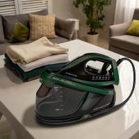 XSQUO Useful Tech. Centro de planchado 3100W -8 bares potencia - Plancha profesional y potente de vapor - Suela antiadherente y deslizante - Botón traslado de seguridad - Sistema para traslado fáctil - Recogecables - details 0
