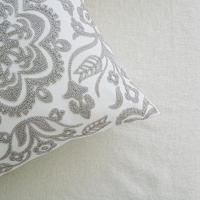 Funda De Cojín Decorativa Bordada Geométrica 45x45cm Estilo Mandala Floral Para El Hogar Materiales 100% Poliéster - details 2
