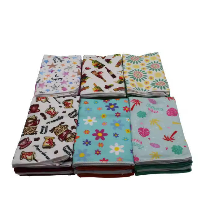 Pack de 4 Paños de Cocina de Microfibra de Alta Absorción - 2 Estampados y 2 Lisos, Multiusos para Hogar y Cocina Dolz - 1