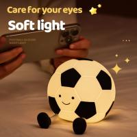 Lámpara Nocturna De Silicona De Fútbol Recargable Con 3 Niveles De Iluminación Dimmable Para Decoración De Habitaciones Luz De Noche Para Dormitorio Con Botón De Encendido Y Apagado - details 1
