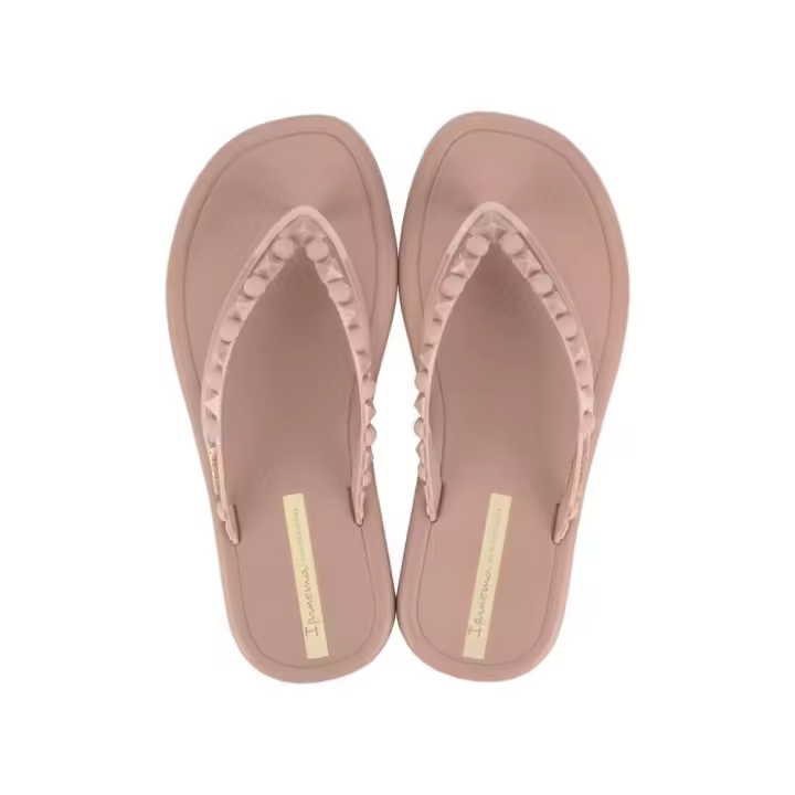 PISCINA IPANEMA 27130 MEY SOL . De la colección Sempre nova de Shakira para Ipanema. Chancla de mujer de dedo con tiras con detalles en color rosa. Fabricada con materiales reciclados. Chanclas veganas. - 1