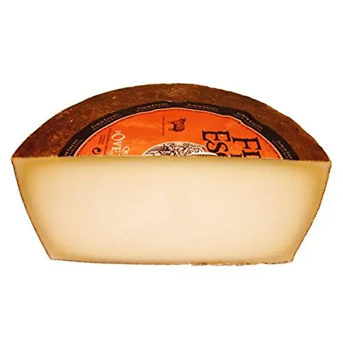 Queso Flor de Esgueva. (Medio Queso) Peso: 1,5 - 1,8 Kg aprox. Queso Curado de Leche Pura de Oveja. WikiMark. - 1