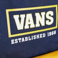 Mochila Vans Old Skool III azul marino con detalles amarillos 22L - Parte posterior acolchada - Apartado interior acolchado para portatil - Bolsillo exterior con cremallera - Asa para mano - Correas acolchadas regulables - details 4