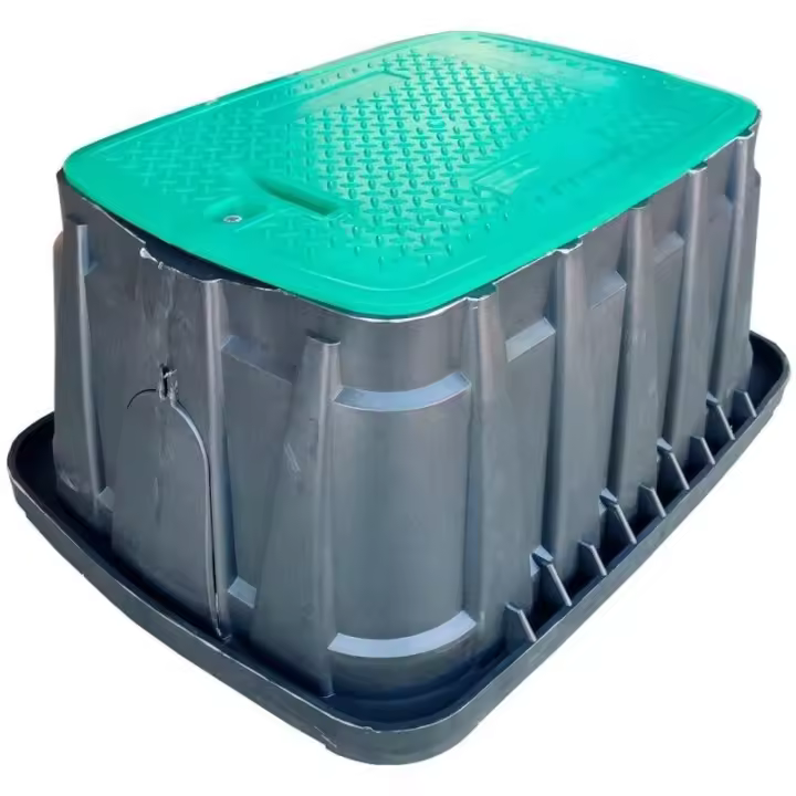 RIEGOPRO Arqueta de riego Superjumbo. Fabricada en polietileno de gran calidad y ultra resistente. Sistema de apertura con bisagra. Incluye tornillo antivandálico - 1