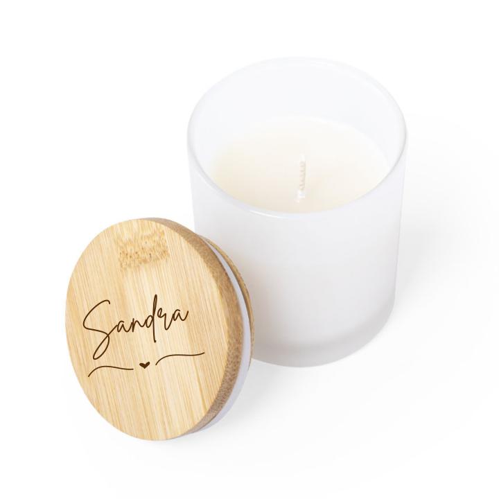 Vela Aromática Personalizada con Nombre - Aroma Vainilla, Tapa de Bambú Grabada - Regalo Ideal para Cumpleaños, Aniversarios, Día de la Madre, Navidades Stamina