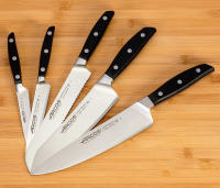 ARCOS Manhattan - Cuchillo Santoku Rocking (190 mm) - Acero Inoxidable Forjado Nitrum® - Mango Polioximetileno Negro - 161600 - details 2