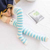 Medias Altas De Invierno Para Mujer Con Estampado De Animales De Dibujos Animados Terciopelo Coral De Felpa Grueso Medias Altas a La Rodilla Con Rayas - details 8