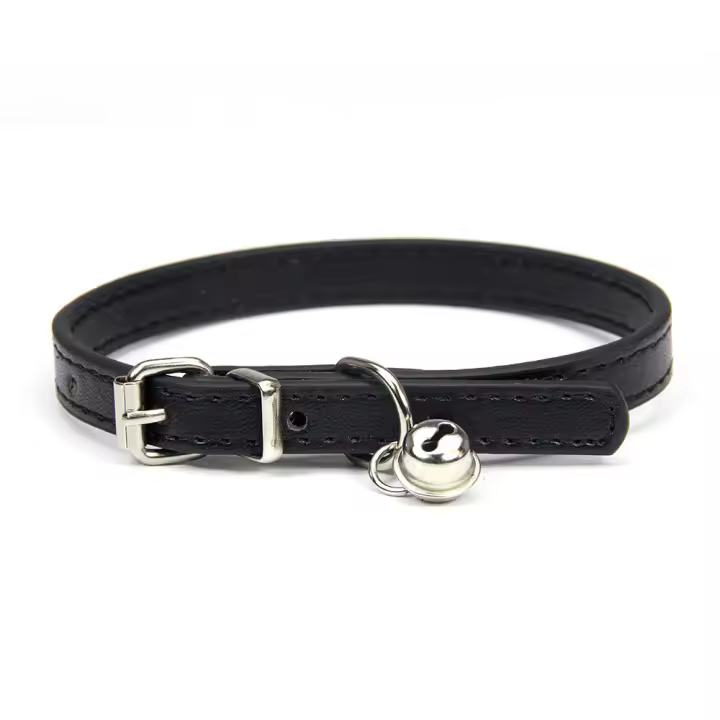 4 Collares de cuero para Gatos con Cascables, Collares para Gatos con Cascables y hebillas de metal, Collares para Gatos ajustables 25-35 cm - 1
