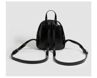 Xiaohongshu recomienda una mochila pequeña liviana y de alta gama para la nueva primavera y verano, una mochila de estudiante retro, simple y versátil. - details 6