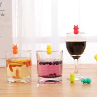 Set Creativo De Marcadores De Bebida Para Vino Y Cocteles Con Pegatinas Para Cristales Y Tazas De Vino Tamaño Pequeño Color Rojo - details 36