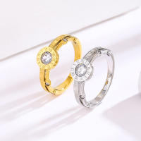 Anillo Romano De Acero Inoxidable Con Diseño De Cruz Y Zirconia Color Retención Moda Popular En Europa Y América Para Hombres Y Mujeres - details 0