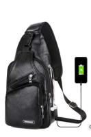 Bolso De Pecho Para Hombre Casual De Color Sólido PU Multifuncional Con Carga USB Cierre De Cremallera Para Comunicación - details 3