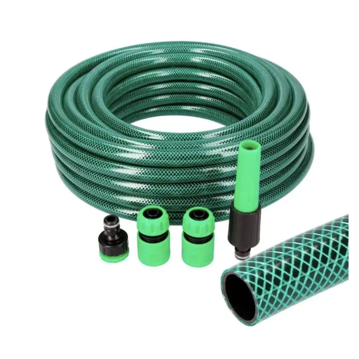 LILI HOME Manguera de Jardín Verde - Calidad Extra está diseñada para ofrecer durabilidad y rendimiento superiores. Con una construcción de 3 capas, esta manguera es resistente y adecuada para todo tipo de tareas de riego en el jardín. - 1