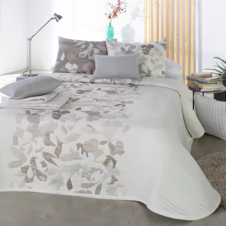 Colcha de Verano Reig Marti Modelo Jody Beige Reversible - Estaciones Cálidas - Medidas Cama 135 Cm, 150/160 Cm, 180 Cm - 1