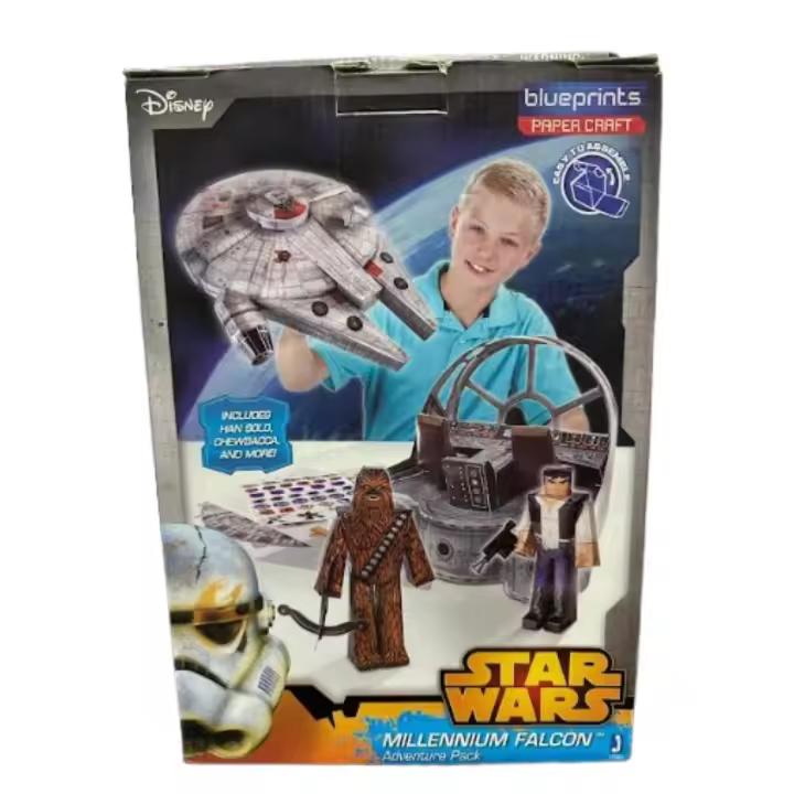 DISNEY - Star Wars - Juego de cartón Millennium Falcon - Juego de construcción con kit de manualidades - Juego interactivo - Juego creativo - Regalo Original - Edad recomendada mayores de 6 años - 1