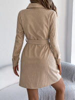 Vestido De Mujer Casual De Otoño E Invierno En Color Sólido De Corduroy Con Botones Y Cordones Largo De Cintura Vestimenta - details 7