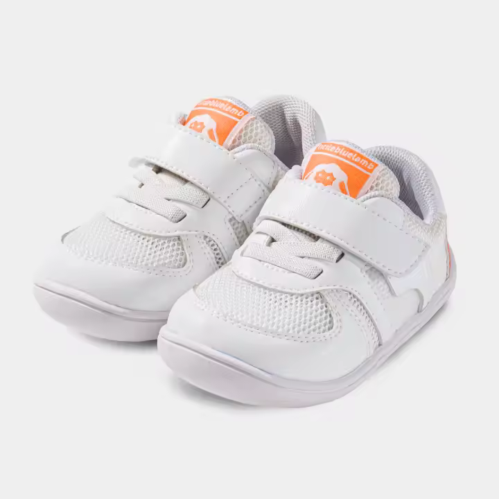 Deportivas KELLY blancos de LittleBlueLamb - 1
