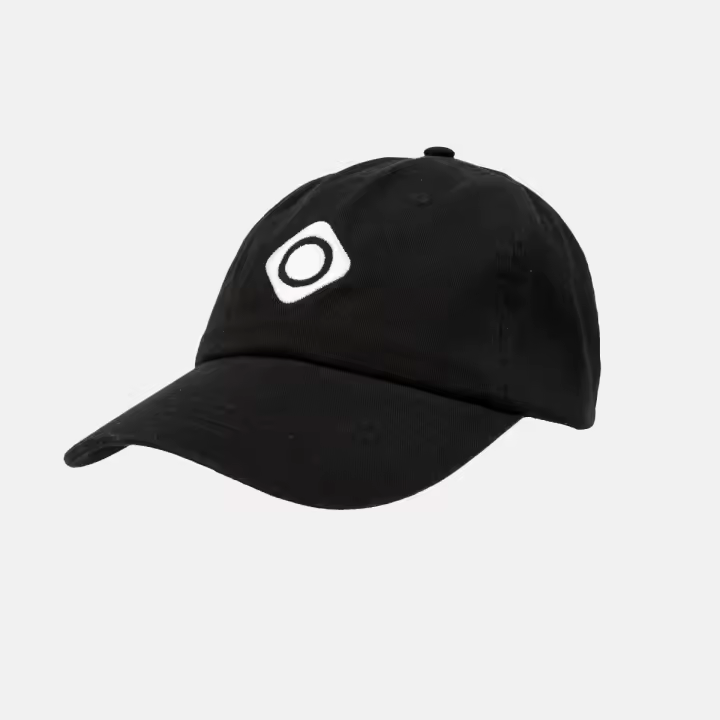 GORRA IZAS KENTA – Estilo casual, confort ligero y funcionalidad para cada día - 1
