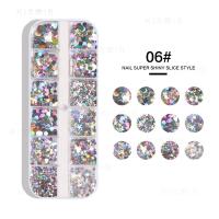 1 Caja De 12 Cuadrículas De Brillo Holográfico Uñas Secuencias Esparkly 3D Delgadas Con Mariposas Redondas Y Geométricas Decoraciones De Tela De Brillo Para Uñas - details 12
