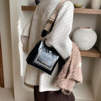 Bolso Bandolera De Cuero PU Vintage Para Mujer Lujo Diseñador Negro Bolso De Hombro Con Cadena Estilo Elegante Y Versátil - details 12