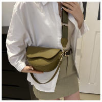 Bolso De Hombro Doble Cadena Moda En Cuero PU Sólido Para Mujer Bolso Cruzado Versátil Regalo Para Festival - details 6