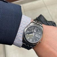 Reloj Automático hombre Seiko 5 SNK393K1 dial negro correa acero - details 5